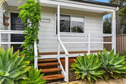 Ainslie Roberts Drive Retreat - Accommodation 4U 14