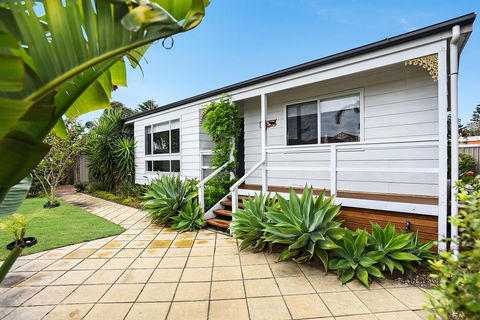 Ainslie Roberts Drive Retreat - Accommodation 4U 12