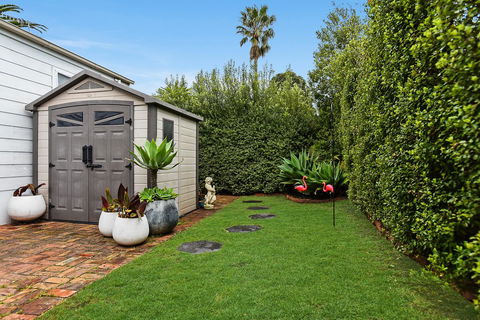 Ainslie Roberts Drive Retreat - Accommodation 4U 11