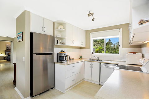 Ainslie Roberts Drive Retreat - Accommodation 4U 3