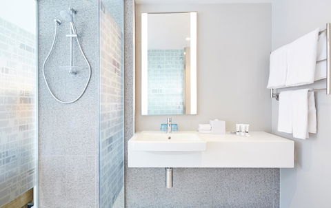 Holiday Inn Express Adelaide City Centre, An IHG Hotel - Accommodation 4U 4