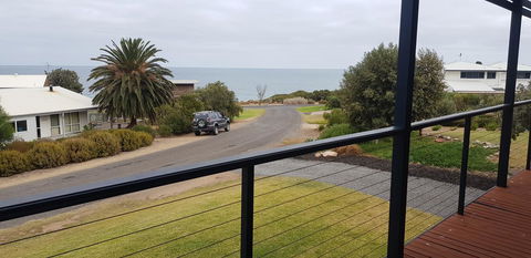 Breeze On Northbay 67 Elizabeth Crescent Carrickalinga - Accommodation 4U 10