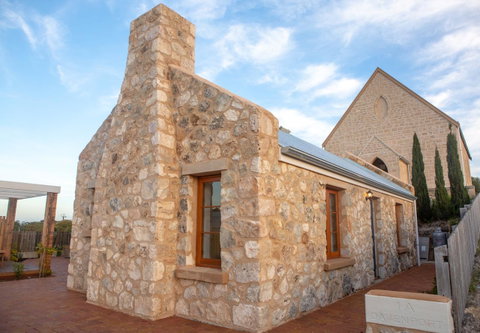 Lucy's Cottage - Accommodation 4U 16