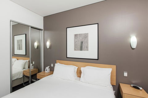 Majestic Oasis Apartments - Accommodation 4U 15