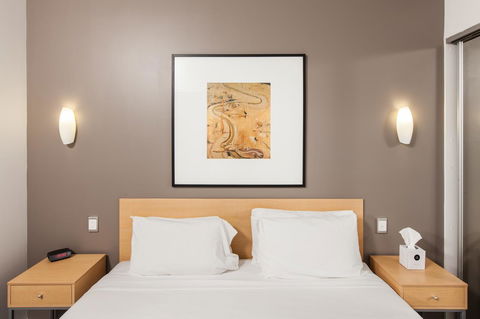 Majestic Oasis Apartments - Accommodation 4U 22