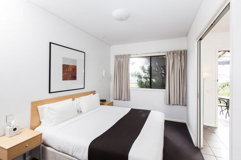 Majestic Oasis Apartments - Accommodation 4U 19