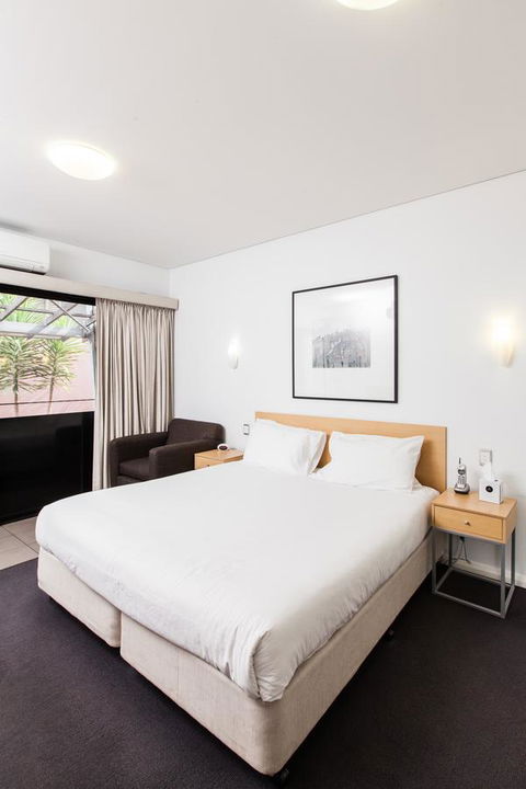 Majestic Oasis Apartments - Accommodation 4U 26
