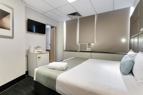 Cosmo On Bank - Accommodation 4U 10
