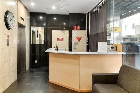 Cosmo On Bank - Accommodation 4U 14
