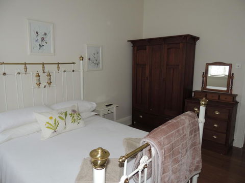Glenelg - Marina Retreat - Accommodation 4U 14