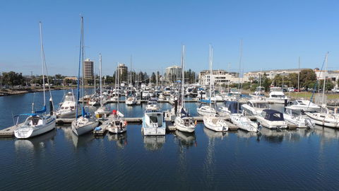Glenelg - Marina Retreat - Accommodation 4U 0