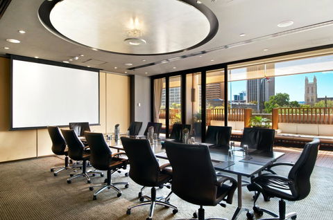 Hilton Adelaide - Accommodation 4U 29