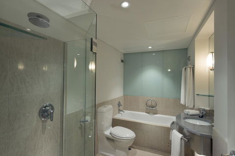 Hilton Adelaide - Accommodation 4U 17
