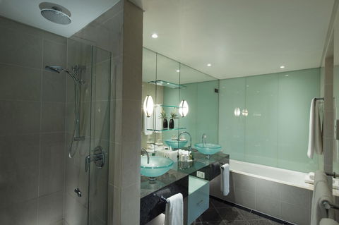 Hilton Adelaide - Accommodation 4U 25