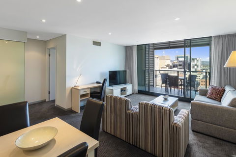 Oaks Adelaide Horizons Suites - Accommodation 4U 7