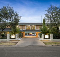 Garden City Motor Inn - Accommodation 4U