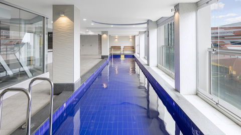 Oaks Adelaide Embassy Suites - Accommodation 4U 8