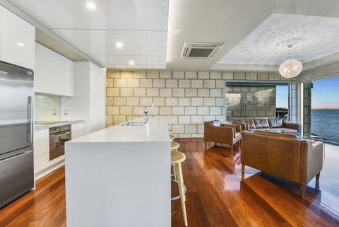 Aloha Waterfront Properties - Accommodation 4U 22