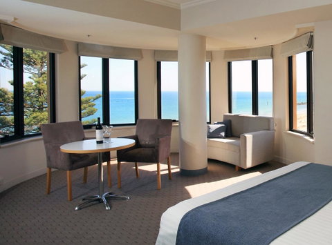 Stamford Grand Adelaide - Accommodation 4U 5