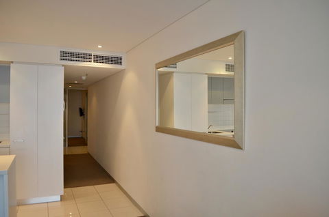 APTonNorthTCE - Accommodation 4U 9