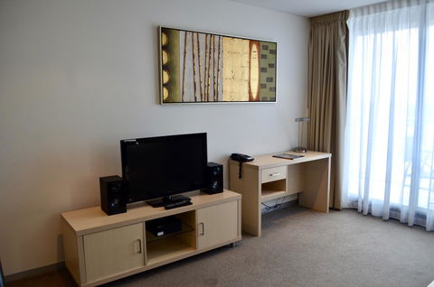 APTonNorthTCE - Accommodation 4U 8
