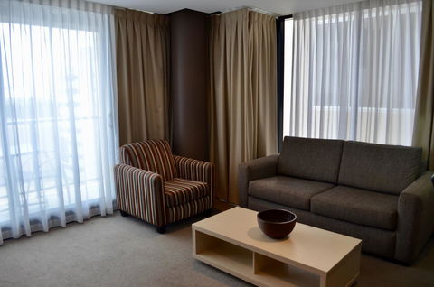 APTonNorthTCE - Accommodation 4U 10
