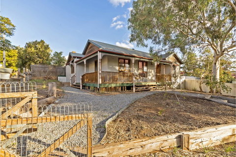 Rustic On 13th - Accommodation 4U 1