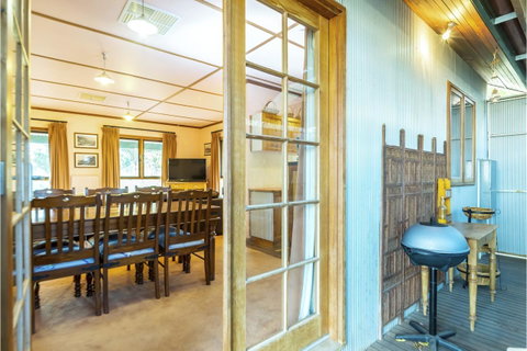 Rustic On 13th - Accommodation 4U 11