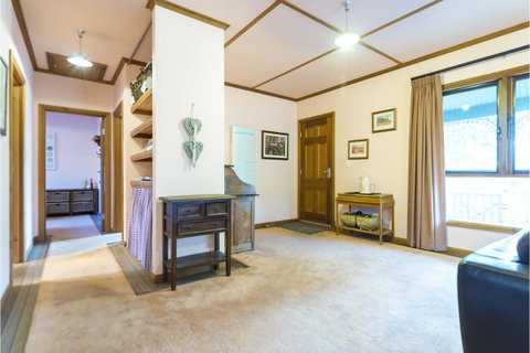Rustic On 13th - Accommodation 4U 16