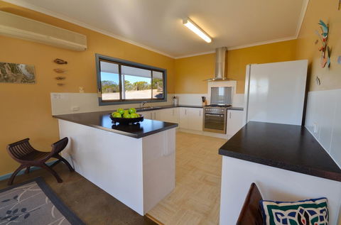 Kestrel Downs - Accommodation 4U 7