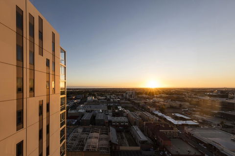 IStay Precinct Adelaide - Accommodation 4U 6