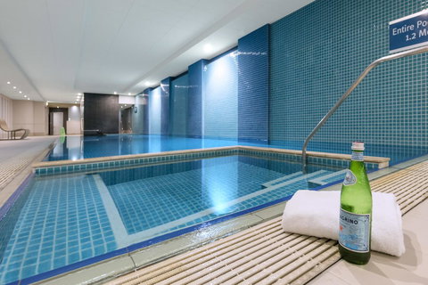 Oaks Glenelg Plaza Pier Suites - Accommodation 4U 9