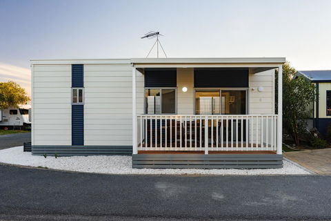 Discovery Parks - Adelaide Beachfront - Accommodation 4U 5
