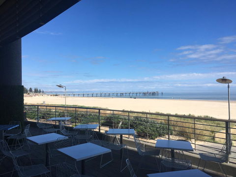 Beachside Luxury Getaway In Glenelg - Accommodation 4U 19