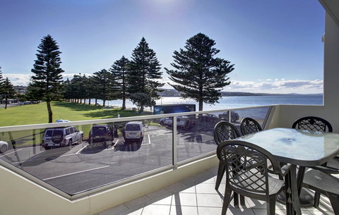 Tasman Beachside Apartment - Accommodation 4U 0