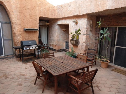 Zen Underground B&B - Accommodation 4U 7
