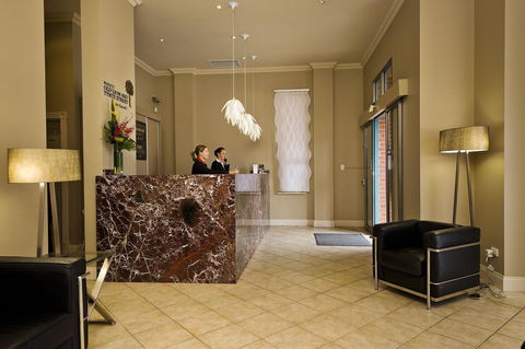 Majestic Old Lion Apartments - Accommodation 4U 16
