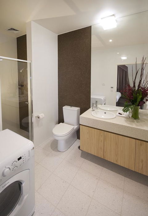 Majestic Old Lion Apartments - Accommodation 4U 4