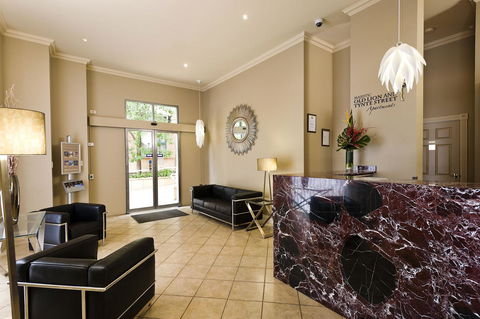 Majestic Old Lion Apartments - Accommodation 4U 14