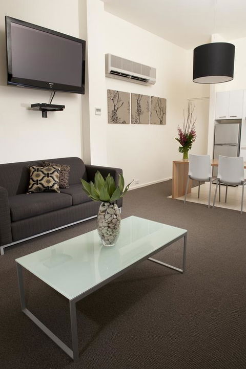 Majestic Old Lion Apartments - Accommodation 4U 1