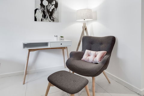 York Apartments On Grenfell - Accommodation 4U 1