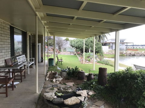 Hydeaway Bay - Own Private Bay + Kayaks - Accommodation 4U 23