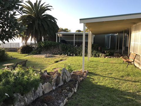 Hydeaway Bay - Own Private Bay + Kayaks - Accommodation 4U 22
