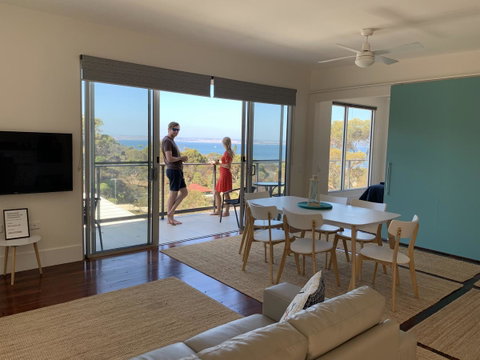 Sunrise On Falie Seaview Eco Accommodation - Accommodation 4U 18