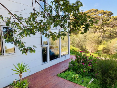 Sunrise On Falie Seaview Eco Accommodation - Accommodation 4U 4