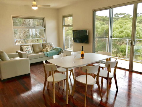 Sunrise On Falie Seaview Eco Accommodation - Accommodation 4U 22