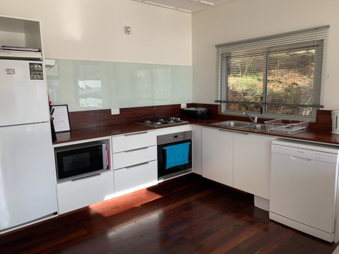 Sunrise On Falie Seaview Eco Accommodation - Accommodation 4U 12