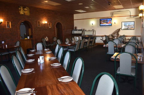 Commercial Hotel Morgan - Accommodation 4U 6