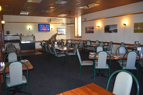 Commercial Hotel Morgan - Accommodation 4U 7