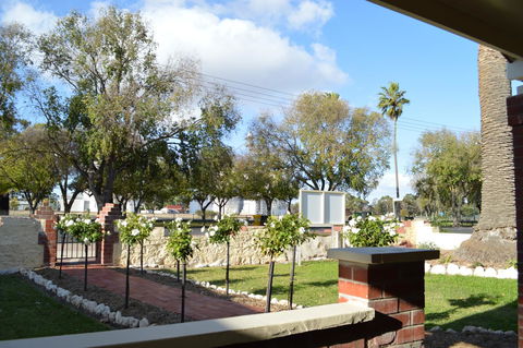 Two Cow Cottage Bed & Breakfast - Accommodation 4U 31